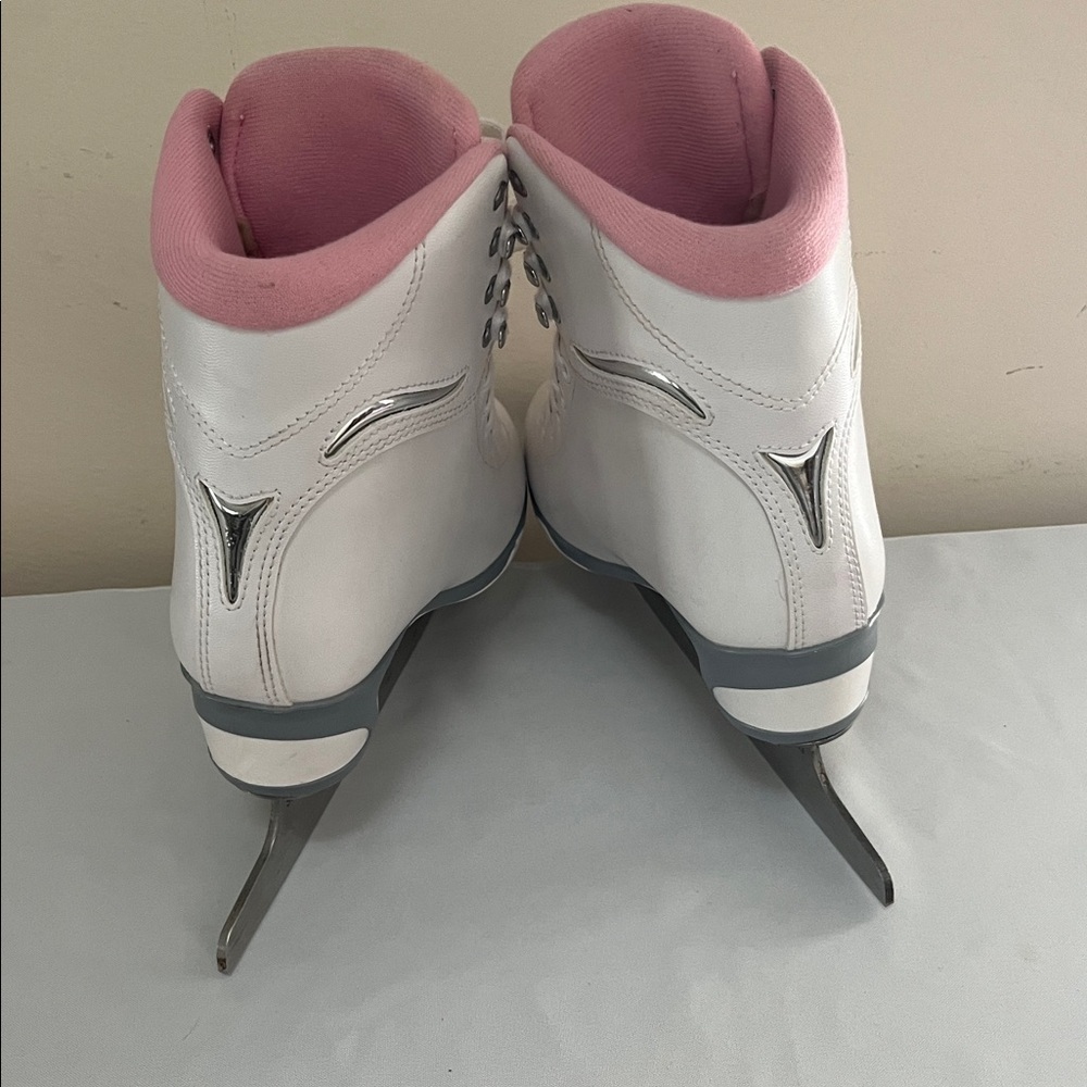 Jackson Ultima Girls' SoftSkate 181 Recreational Ice Skates Size 5 With Shields - Picture 5 of 15
